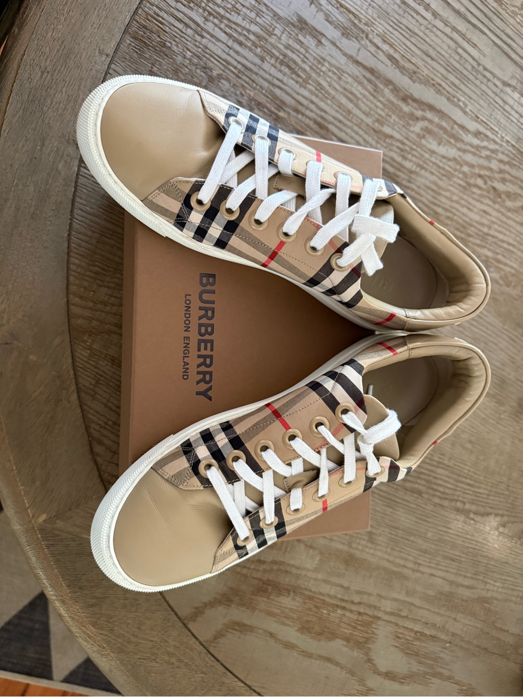 Burberry Beige/Tan Check Low-Top Sneakers